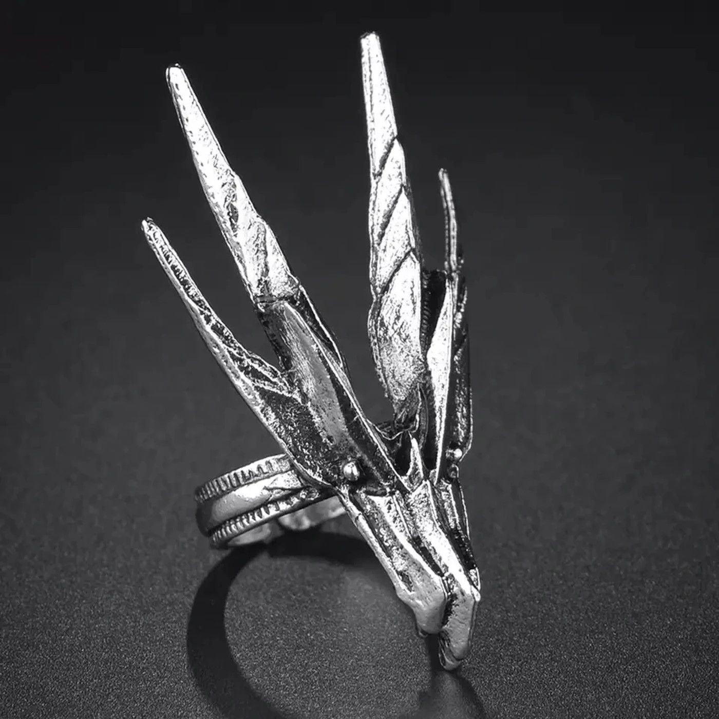 Jewelry X Streetwear Dragon Ring Futuristic Silver Art Dark Robotic Demon Machine