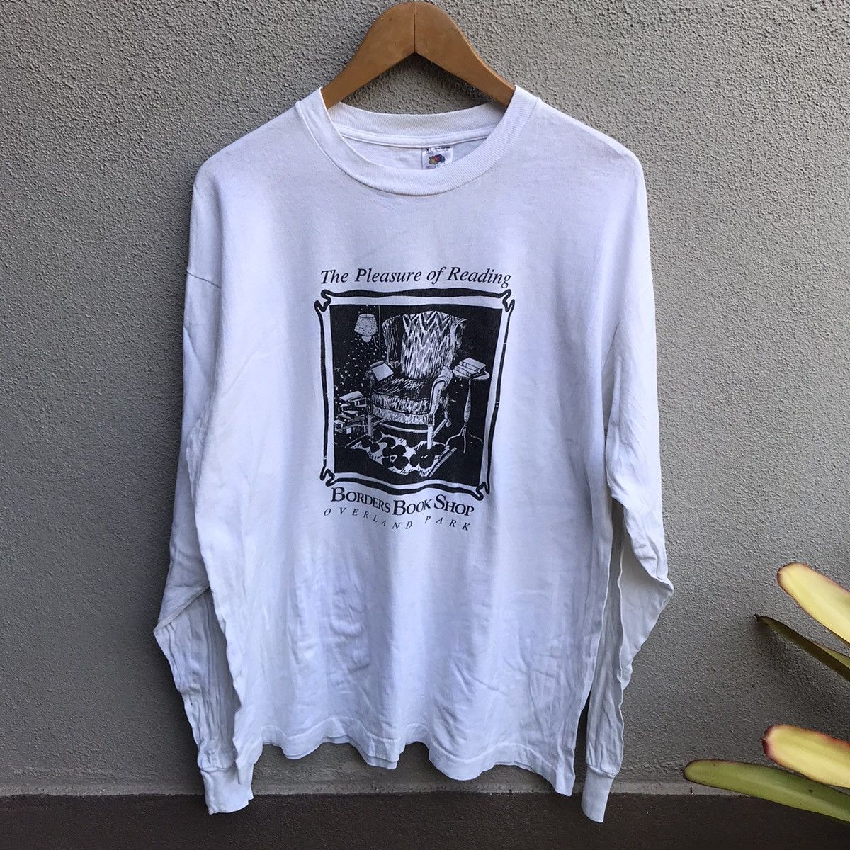 Vintage 90s Book Pleasure Of Reading Art Tee Hoodie, Sweatshirt | FlexRushtees.com