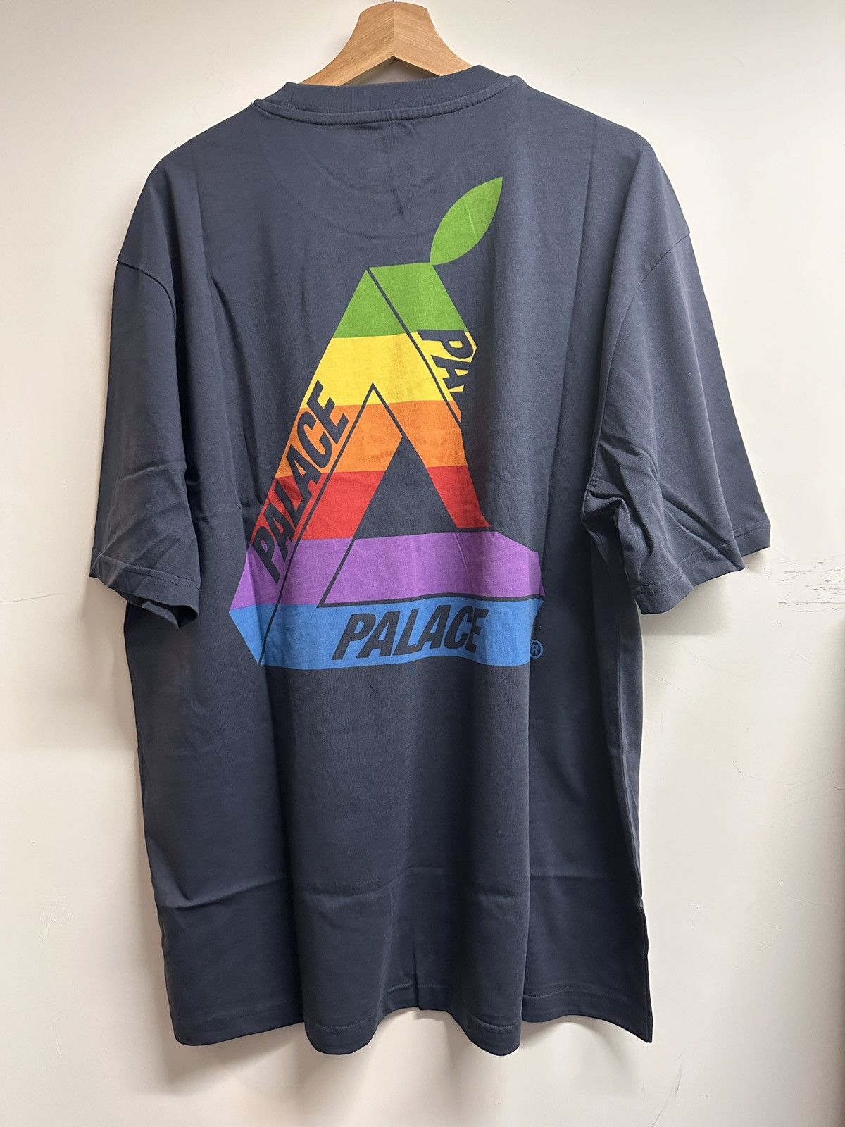 Palace Jobsworth Tee 2xl Hoodie, Sweatshirt | FlexRushtees.com