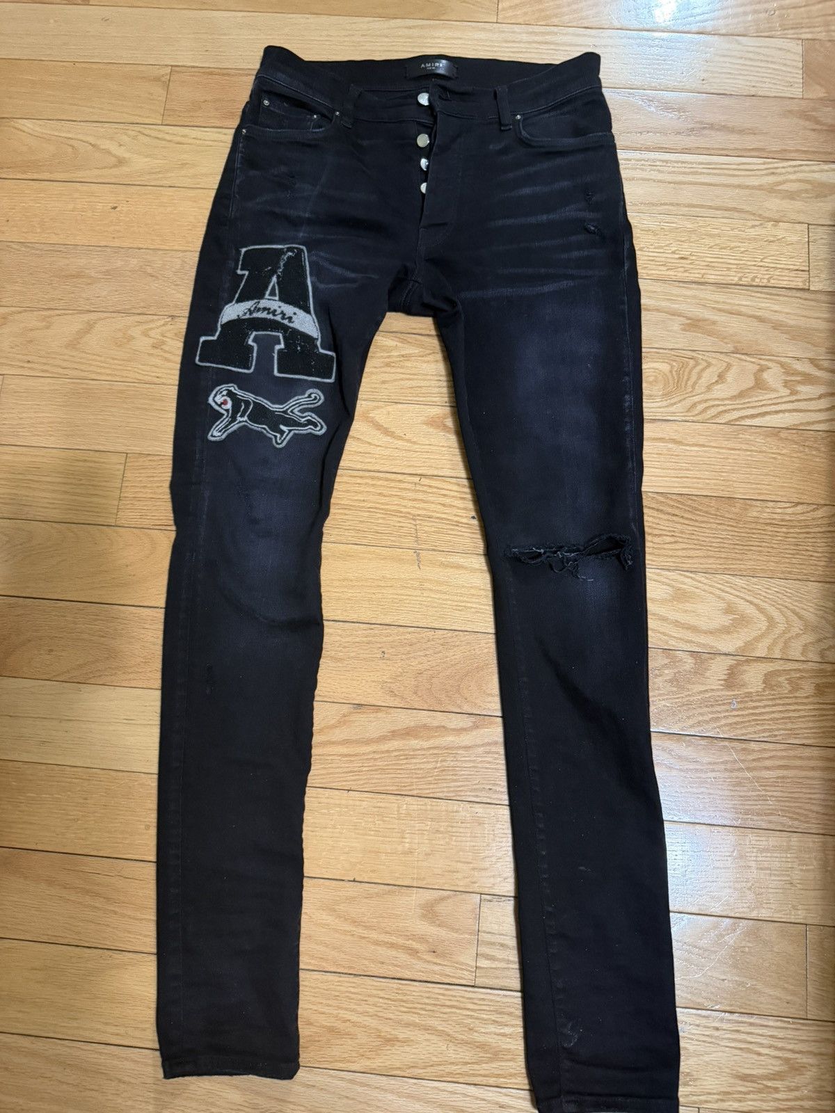Amiri Varsity Logo Patch Men S Destroyed Black