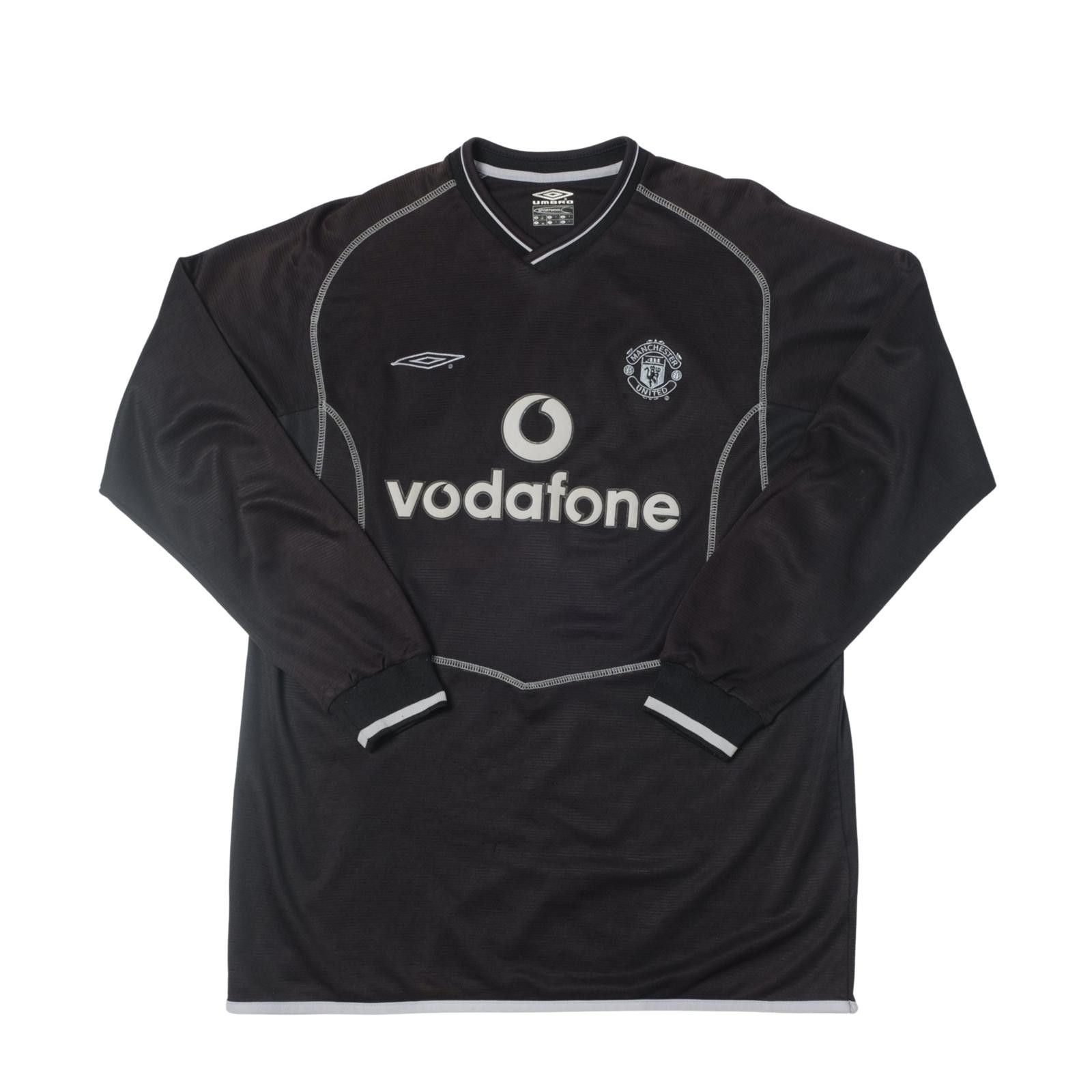 Umbro 2000 02 Manchester United Goalkeeper Shirt Xl Hoodie, Sweatshirt | FlexRushtees.com