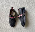 Thom Browne Thombrowne Classic Wingtip Brogue Grossgrain Straploafer T-Shirts, Hoodie, Sweatshirt | FlexRushtees.com