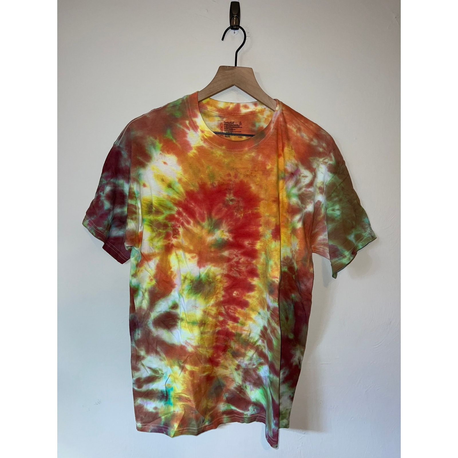 Hanes Comfort Soft Tie Dye Shirt Red Yellow Tee 2000s Large