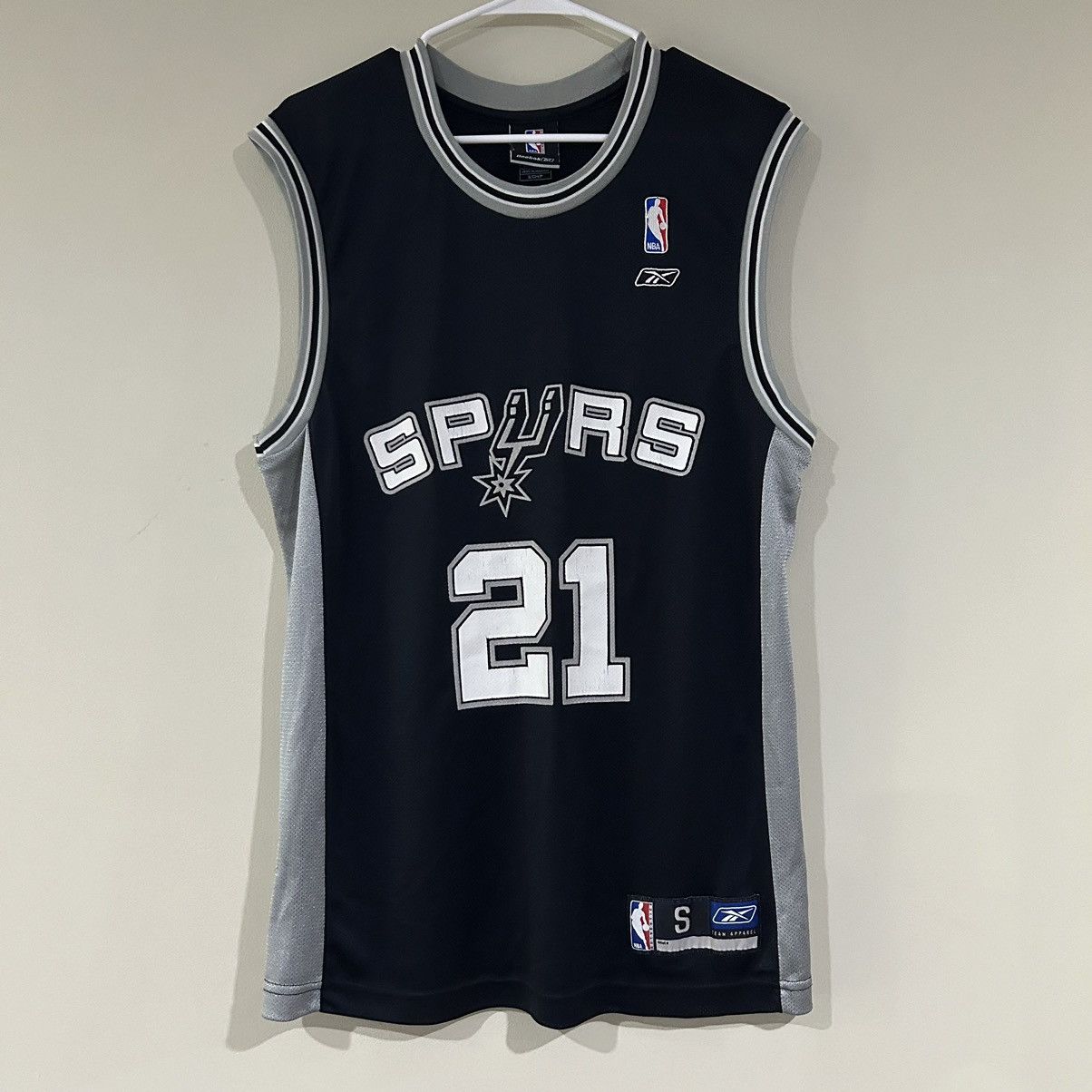 Reebok Vintage San Antonio Spurs Tim Duncan Jersey