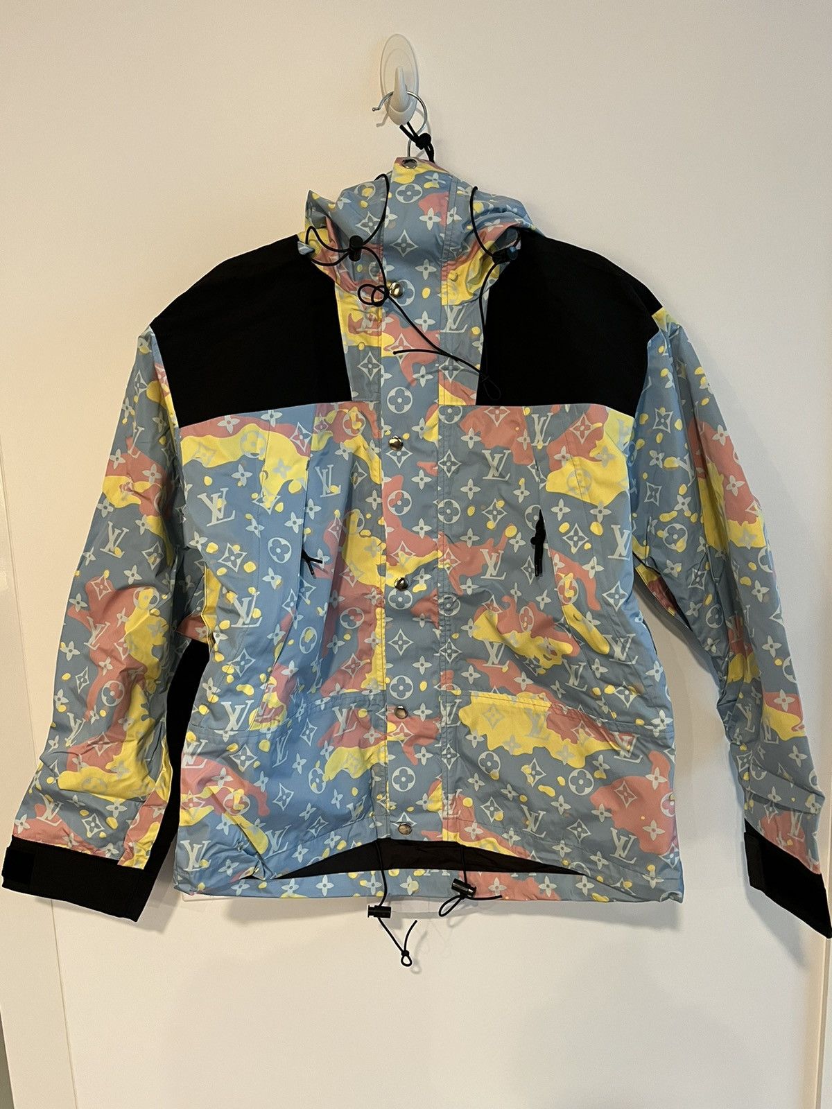 Studios Bravest Studios Cotton Candy Lv Parka