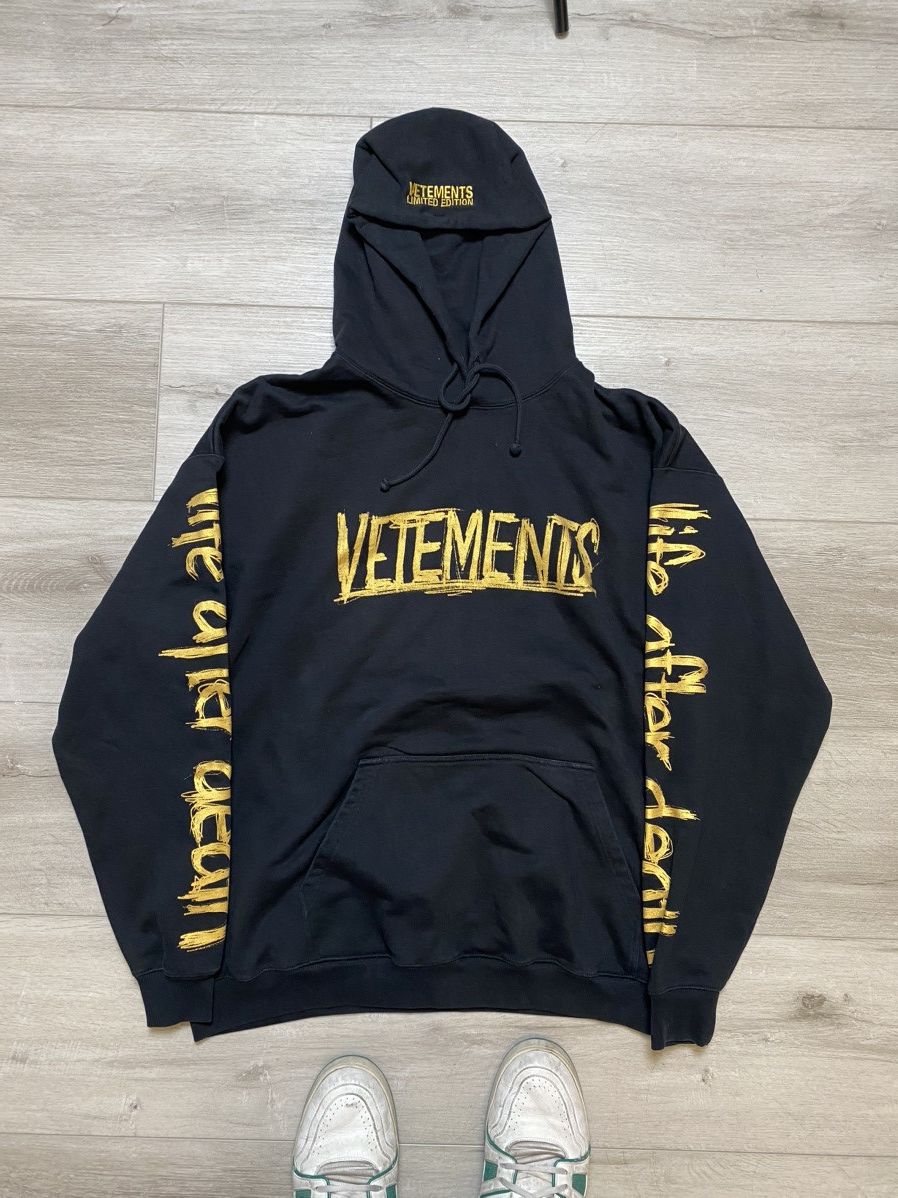 Vetements World Tour Hoodie T-Shirts, Sweatshirt | FlexRushtees.com