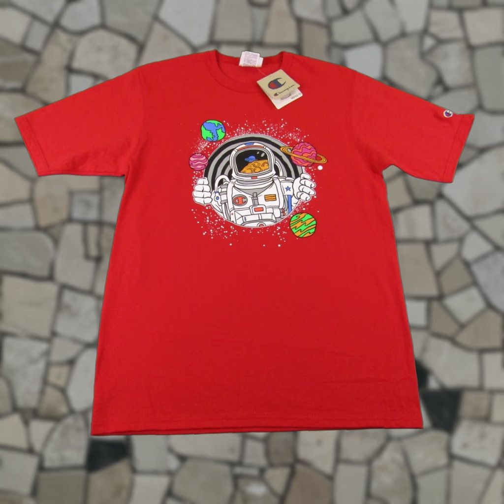 Vintage Champion Space T Shirt Men Medium Red Cotton Crew Neck Short Sleeve Graphic Print 9