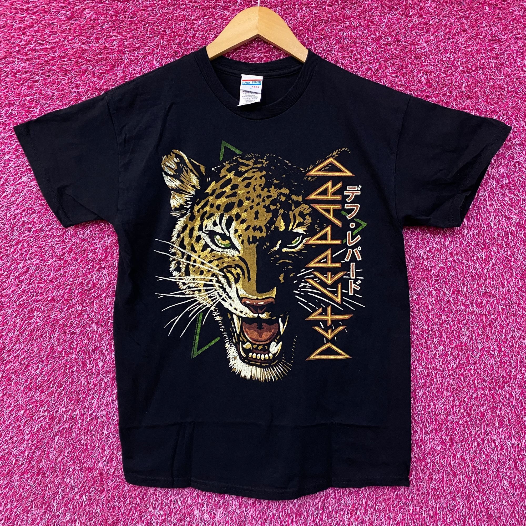 Junk Food Def Leppard Japanese Katakana Graphic Design T Shirt Small Hoodie, Sweatshirt | FlexRushtees.com