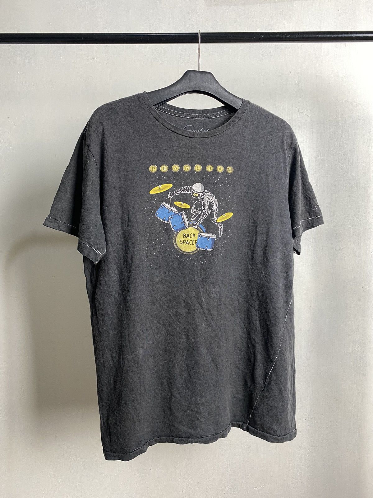 Vintage Pearl Jam Back Spacer Limited Tshirt Hoodie, Sweatshirt | FlexRushtees.com