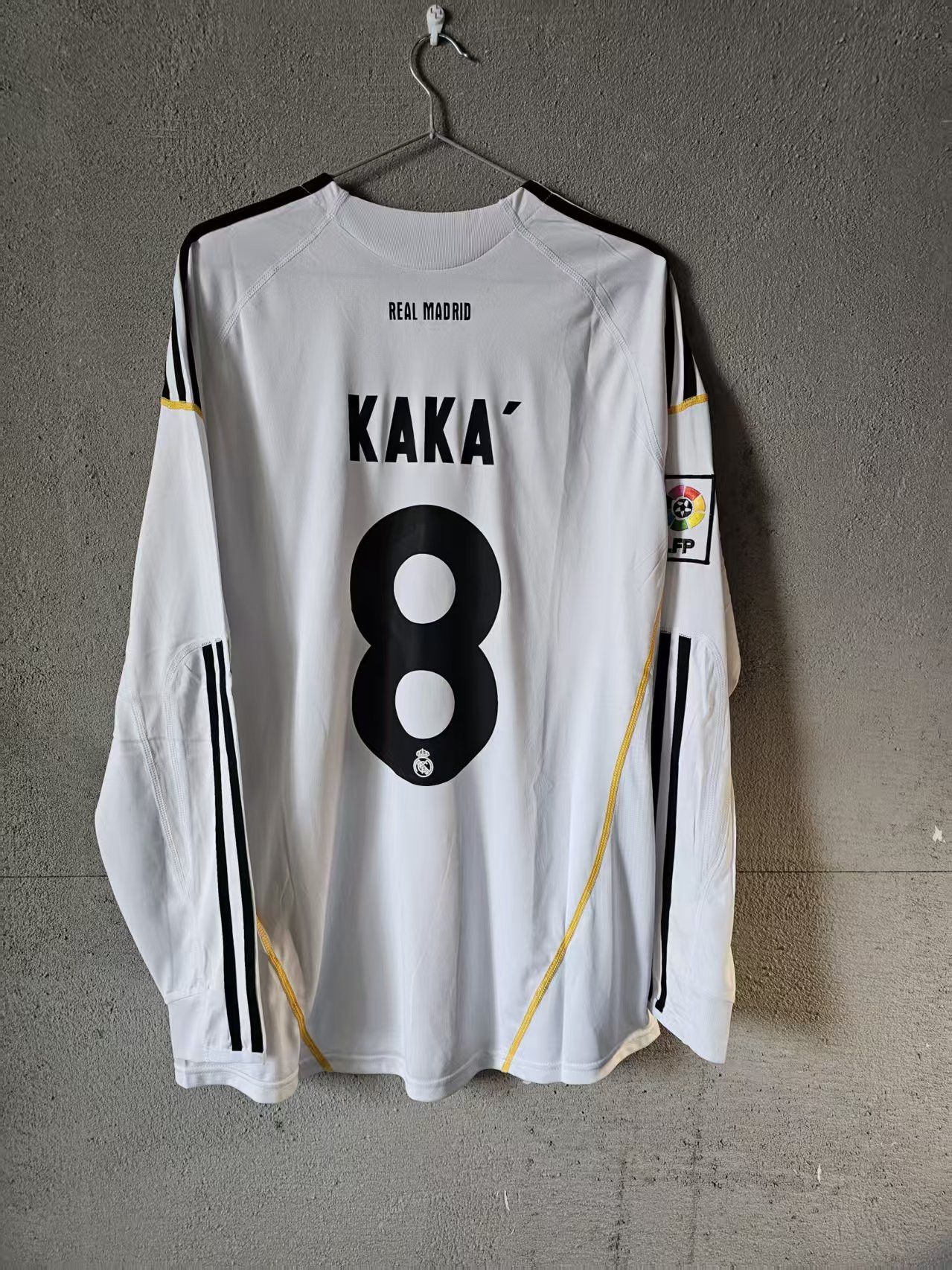 Other 2009 2010 Real Madrid 8 Kaka Jersey Longsleeve T-Shirts, Hoodie, Sweatshirt | FlexRushtees.com