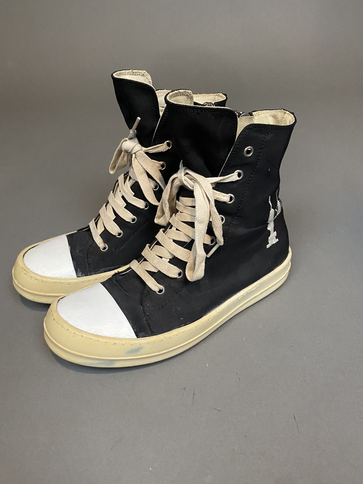 Owens Drkshdw Rick Owens Ramones Nylon Lobster T-Shirts, Hoodie, Sweatshirt | AU16VibeMintTees.com