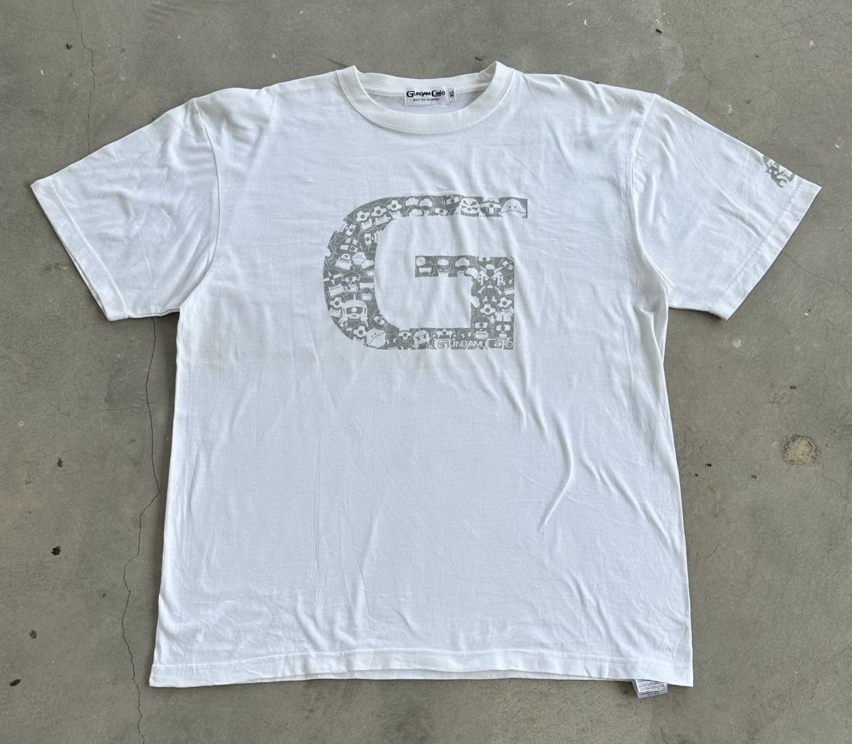 Anime Vintage Gundam Cafe Tee