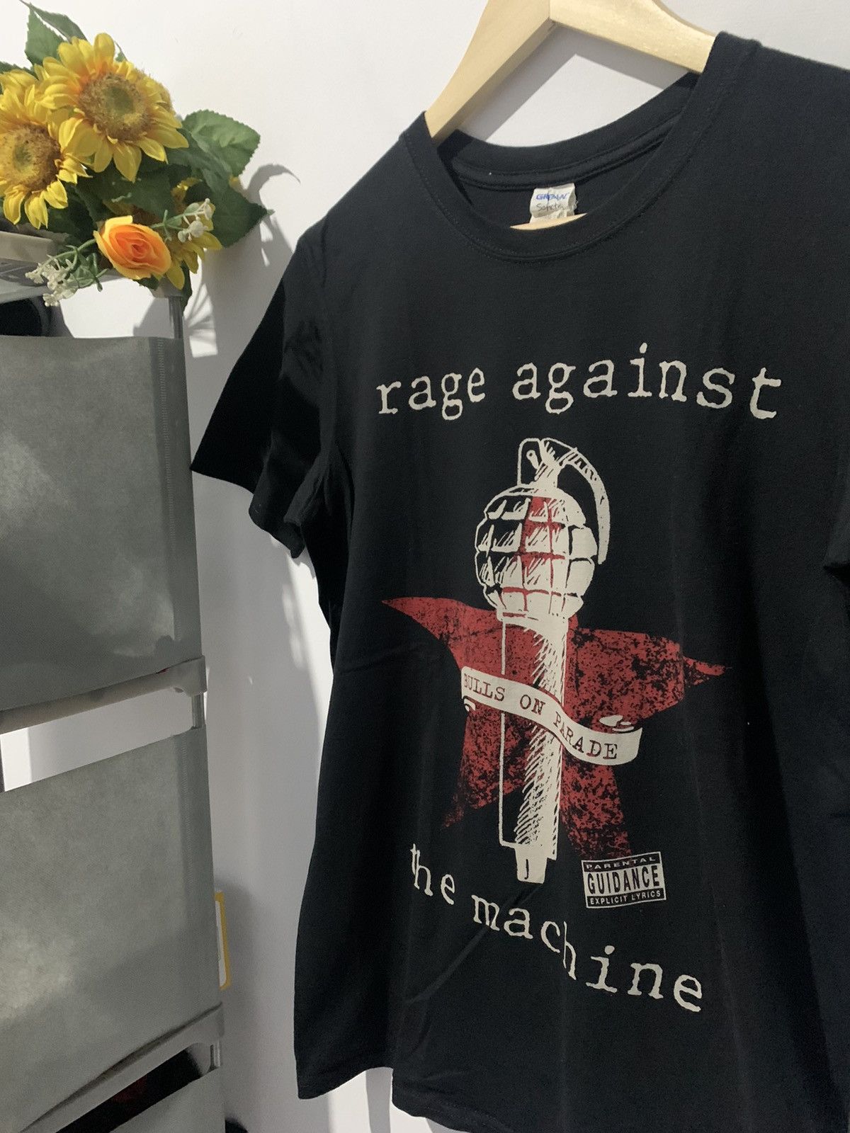 Rage Against The Machine 00s Rage Against The Machine Bulls On Parade T-Shirts, Hoodie, Sweatshirt | FlexRushtees.com