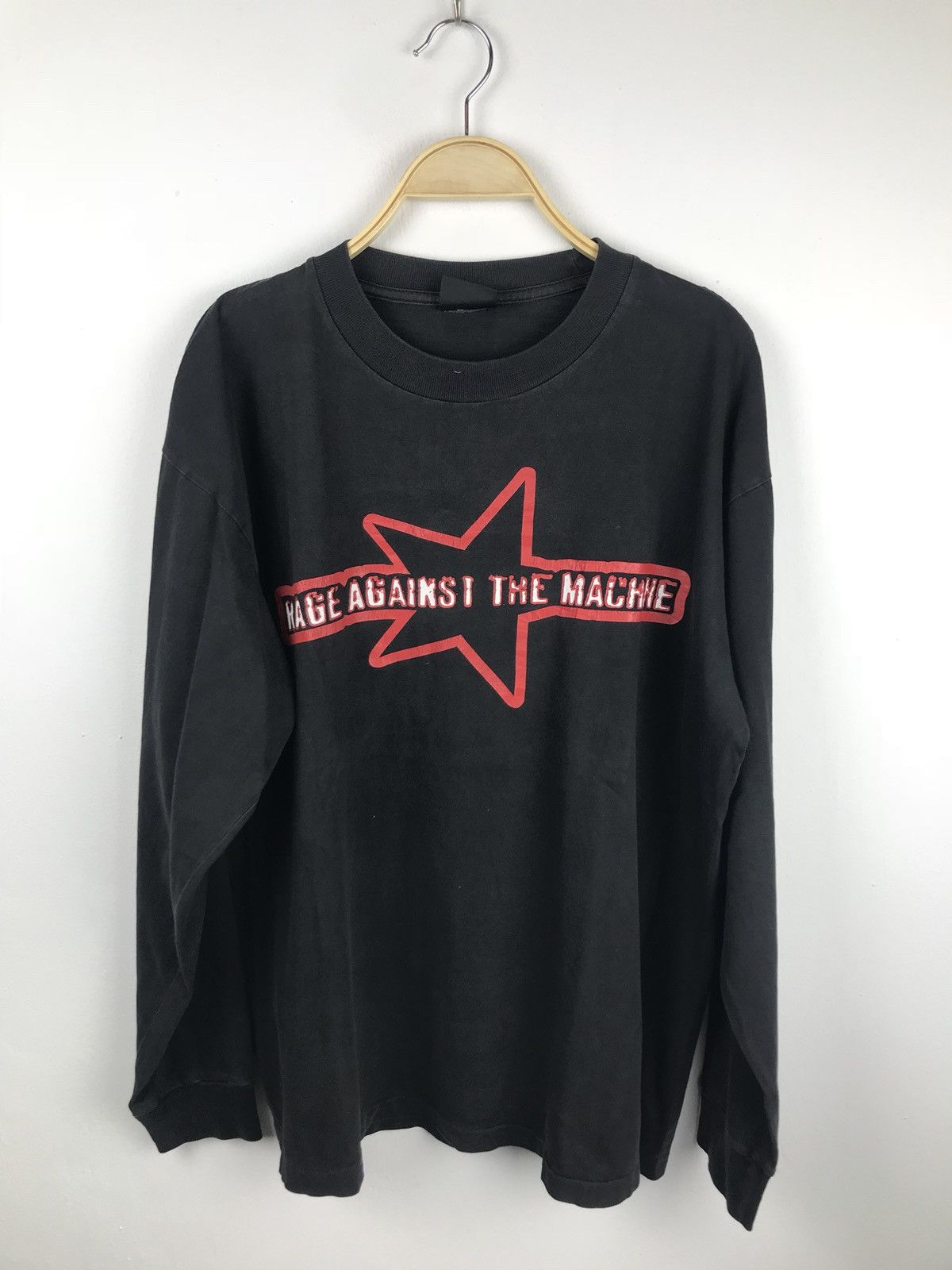 Rage Against The Machine X Vintage Rage Againts The Machine Tour 99 T-Shirts, Hoodie, Sweatshirt | FlexRushtees.com