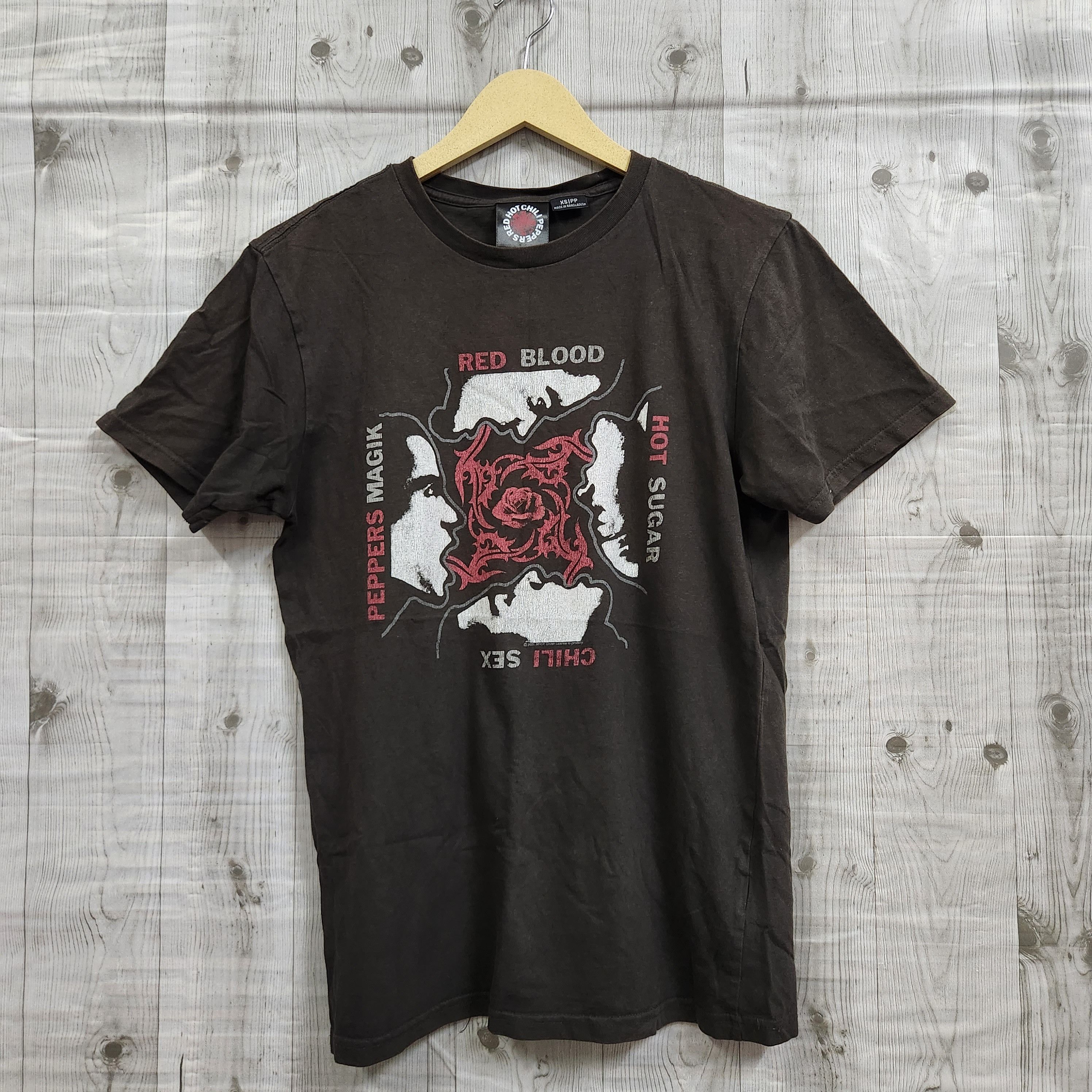Band Tees Vintage Red Hot Chili Peppers Iconic Tshirt Hoodie, Sweatshirt | FlexRushtees.com