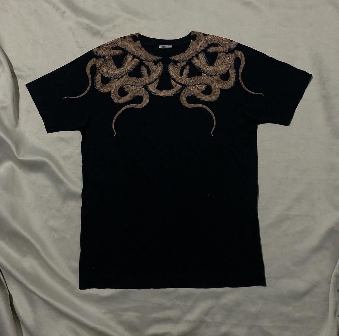 Marcelo Burlon Oversized Tee Marcelo Burlon Snake Hoodie, Sweatshirt | FlexRushtees.com