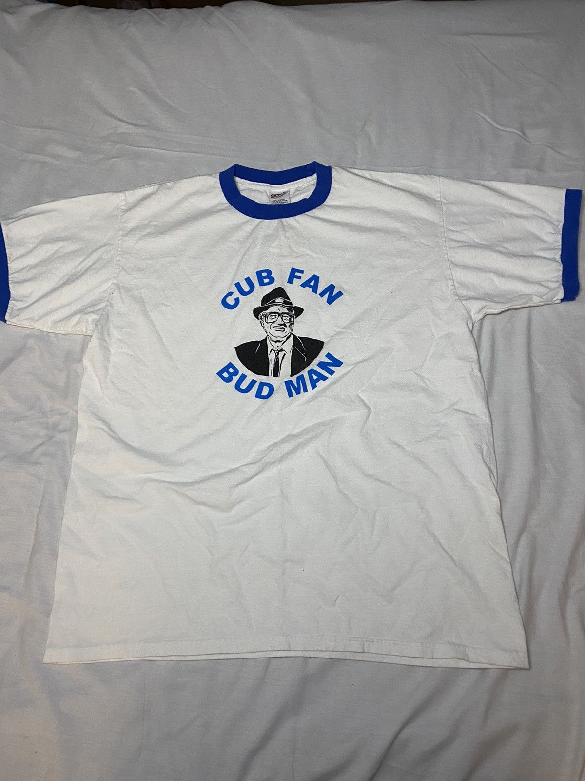 Mlb X Vintage Vintage Cubs Cub Fan Bud Man Short Sleeve Tee