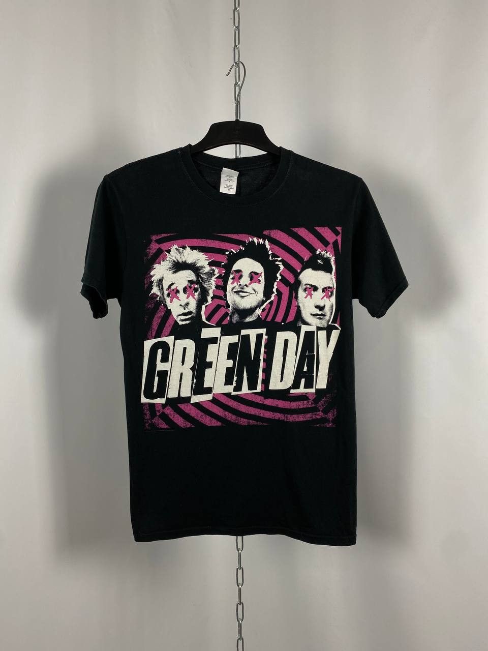 Green Day Vintage T Shirts Big Logo Size M Hoodie, Sweatshirt | FlexRushtees.com
