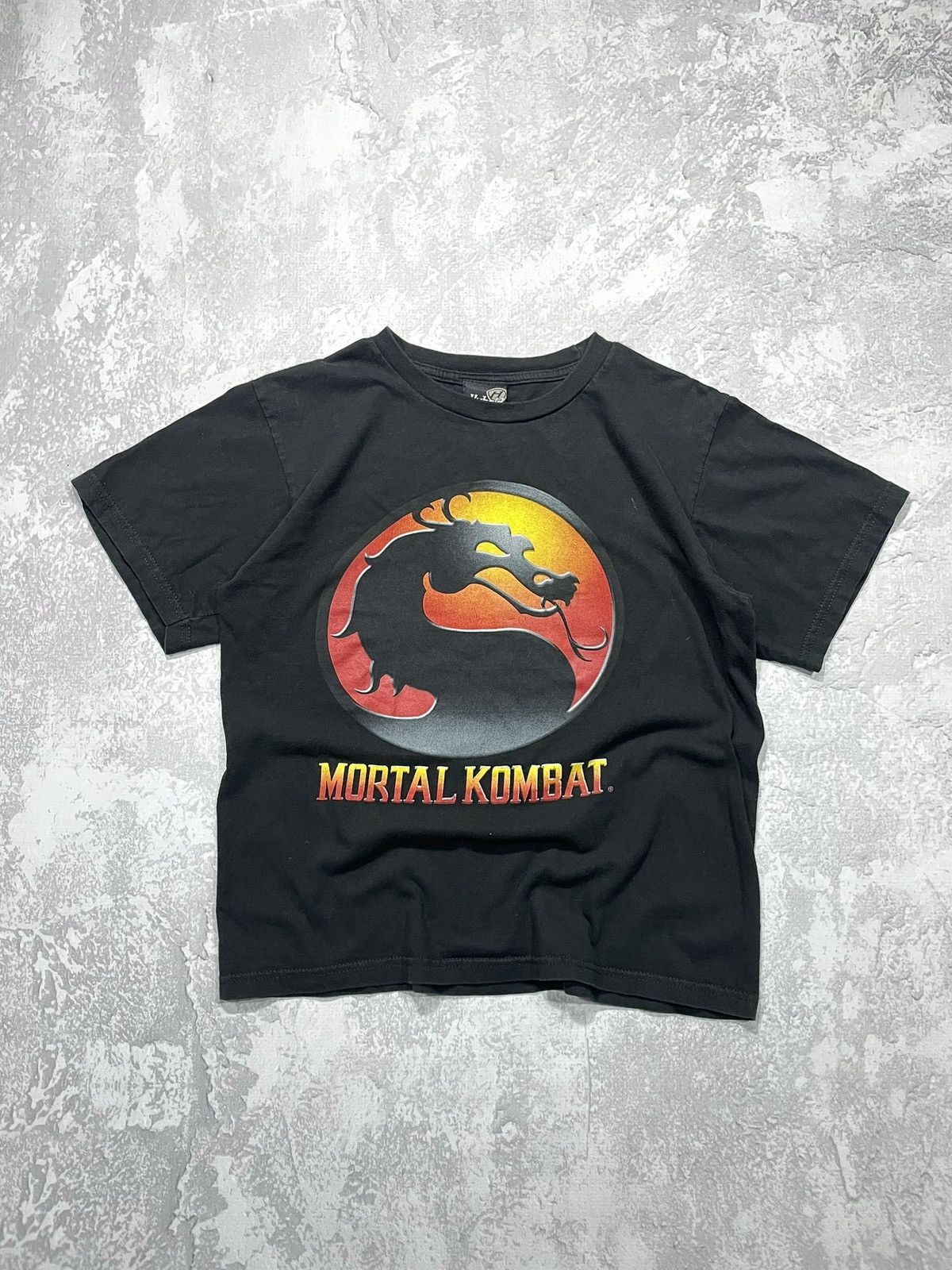 Vintage 2000s Mortal Kombat Center Logo Tee