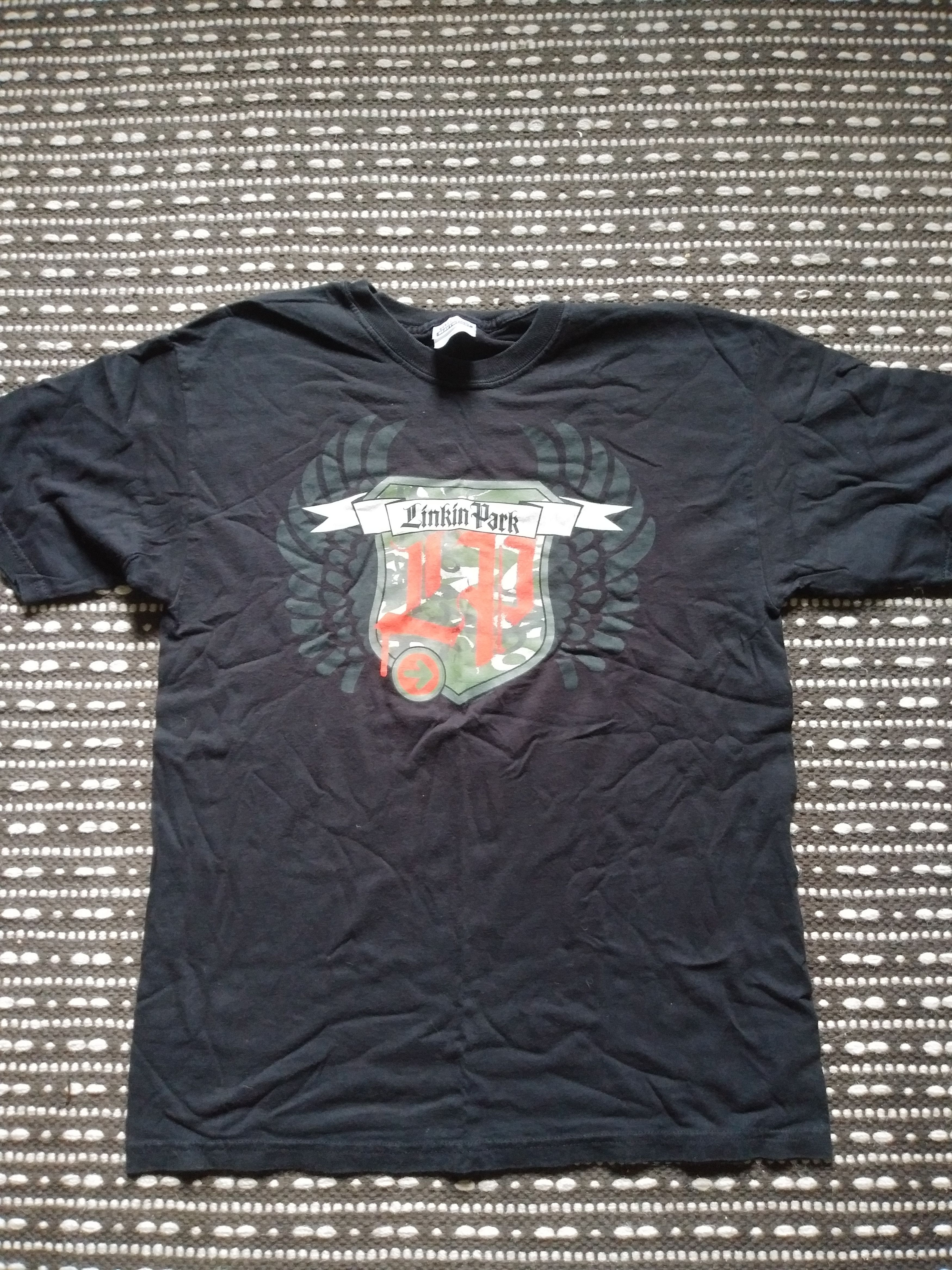 Vintage Linkin Park Tshirt Hoodie, Sweatshirt | FlexRushtees.com