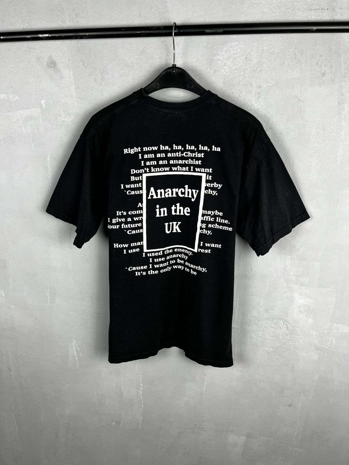 Vintage Sex Pistols Anarachy In The Uk Punk Band Tee Rare Hoodie, Sweatshirt | FlexRushtees.com