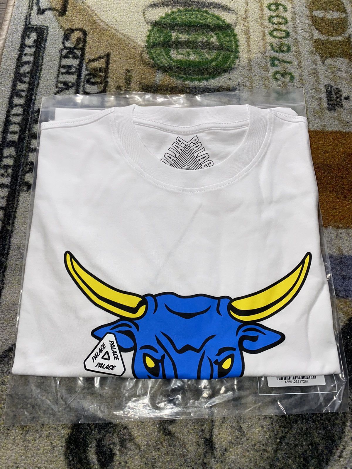 Palace Nobul T Shirt White Hoodie, Sweatshirt | FlexRushtees.com