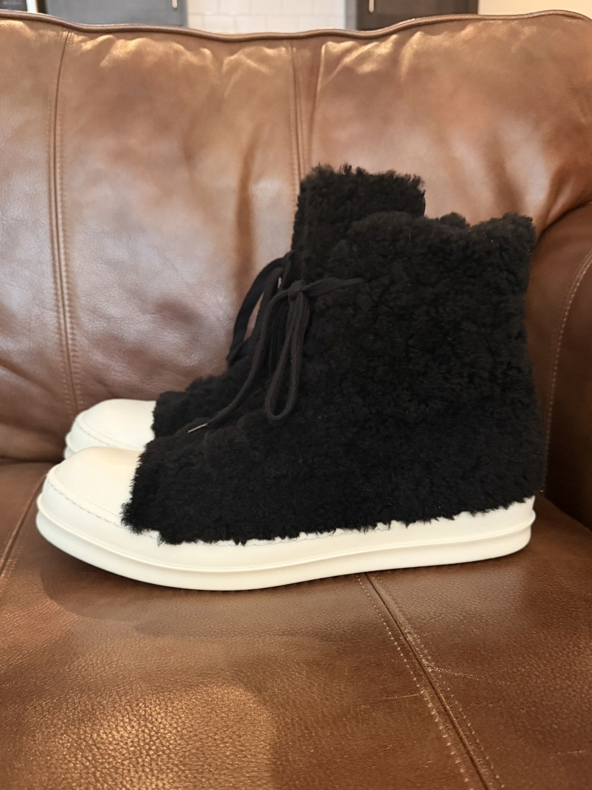 Owens Rick Owens Shearling Lamb Ramones High 44 5 Black Milk T-Shirts, Hoodie, Sweatshirt | AU16VibeMintTees.com