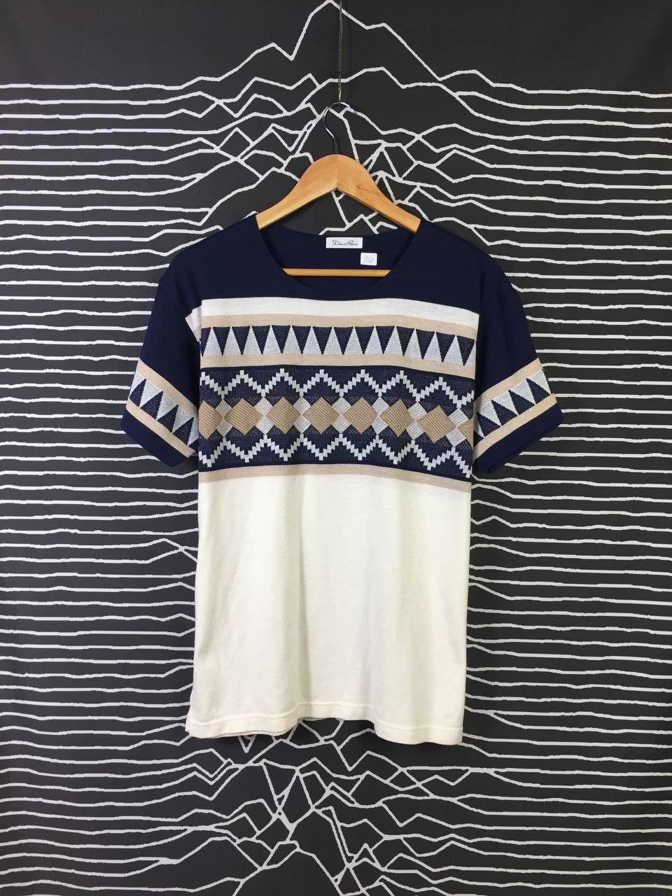 Vintage Dia Rose Aztec Navajo Tribal Motive Tee