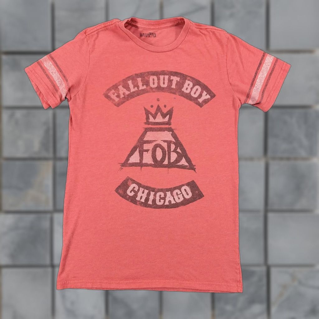 Logo 7 Vintage Fall Out Boy Shirt Men S Small Red Chicago Logo Graphic Tee Short Sleeve Hoodie, Sweatshirt | FlexRushtees.com