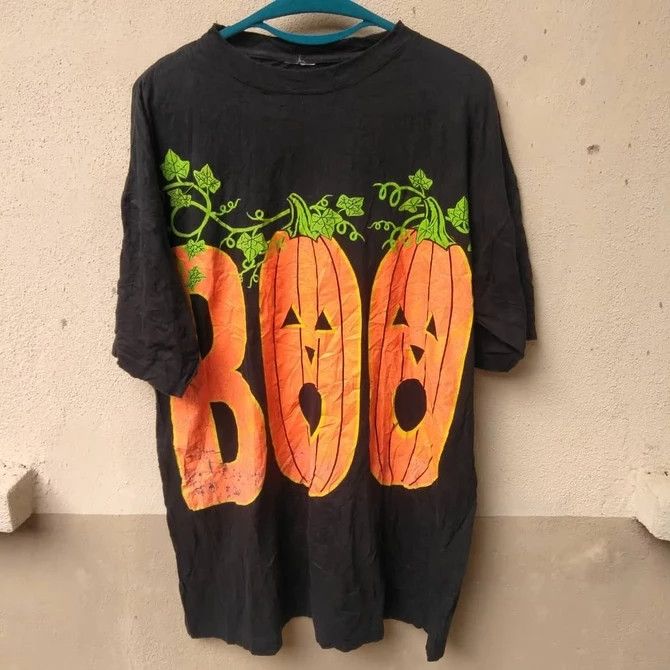 Expert Horror 90s Halloween Pumpkins Tee