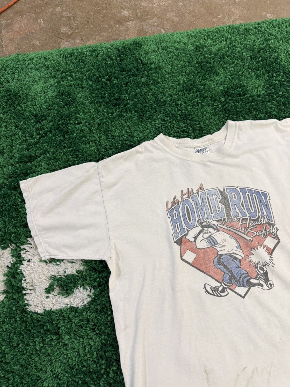 Vintage Destroyed Home Run Baseball Cartoon Tee Xl Hoodie, Sweatshirt | FlexRushtees.com