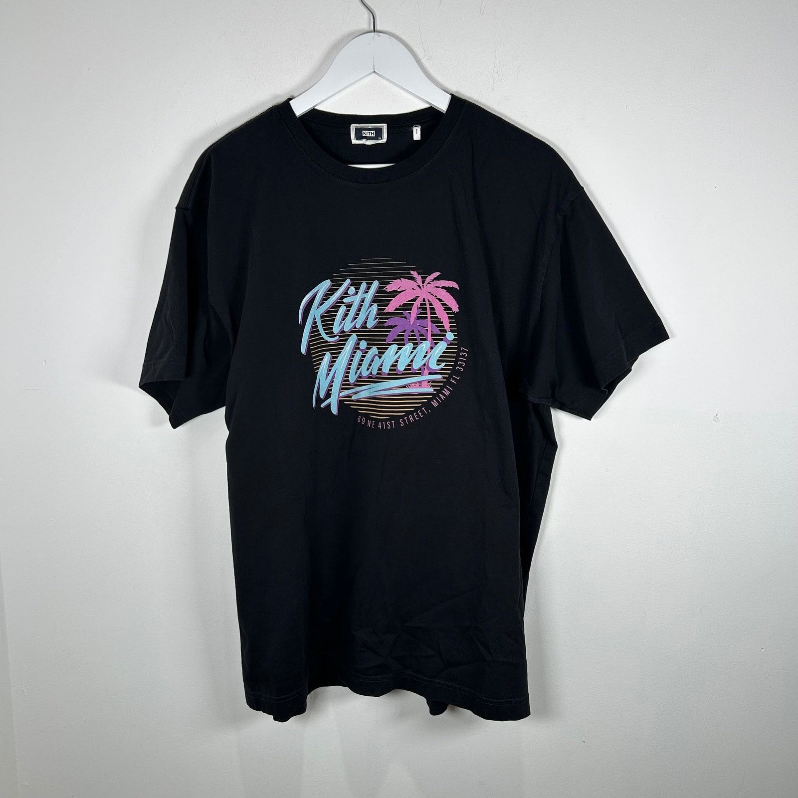 Kith Miami Black Graphic T Shirt Size Xl Hoodie, Sweatshirt | FlexRushtees.com