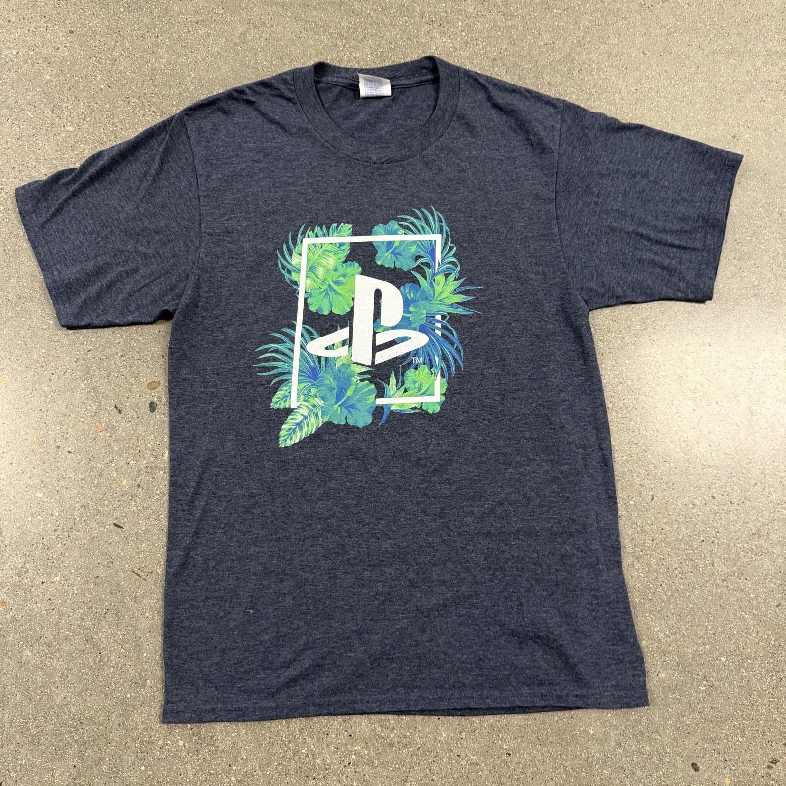 Playstation Nwot Vtg 2000s Playstation Tropical Graphic Tee Ds S