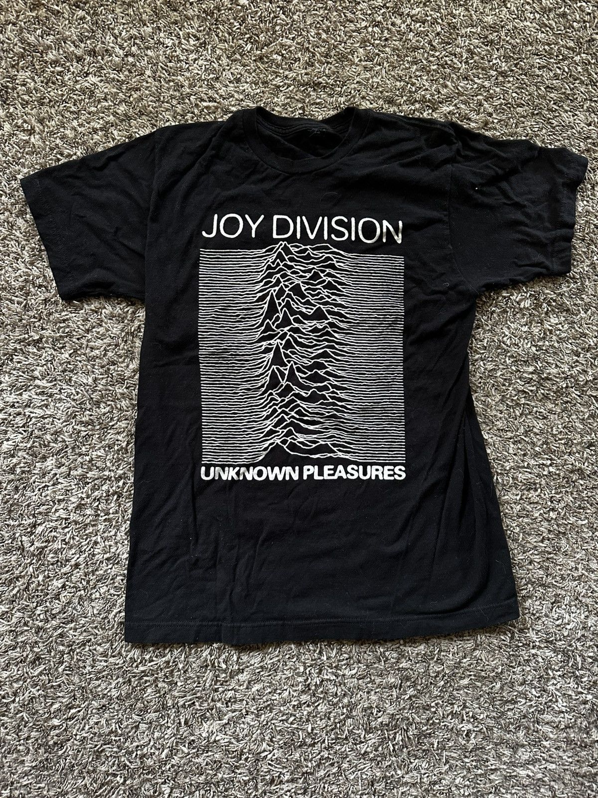 Band Tees Joy Division Unknown Pleasures Medium T Shirt Hoodie, Sweatshirt | FlexRushtees.com