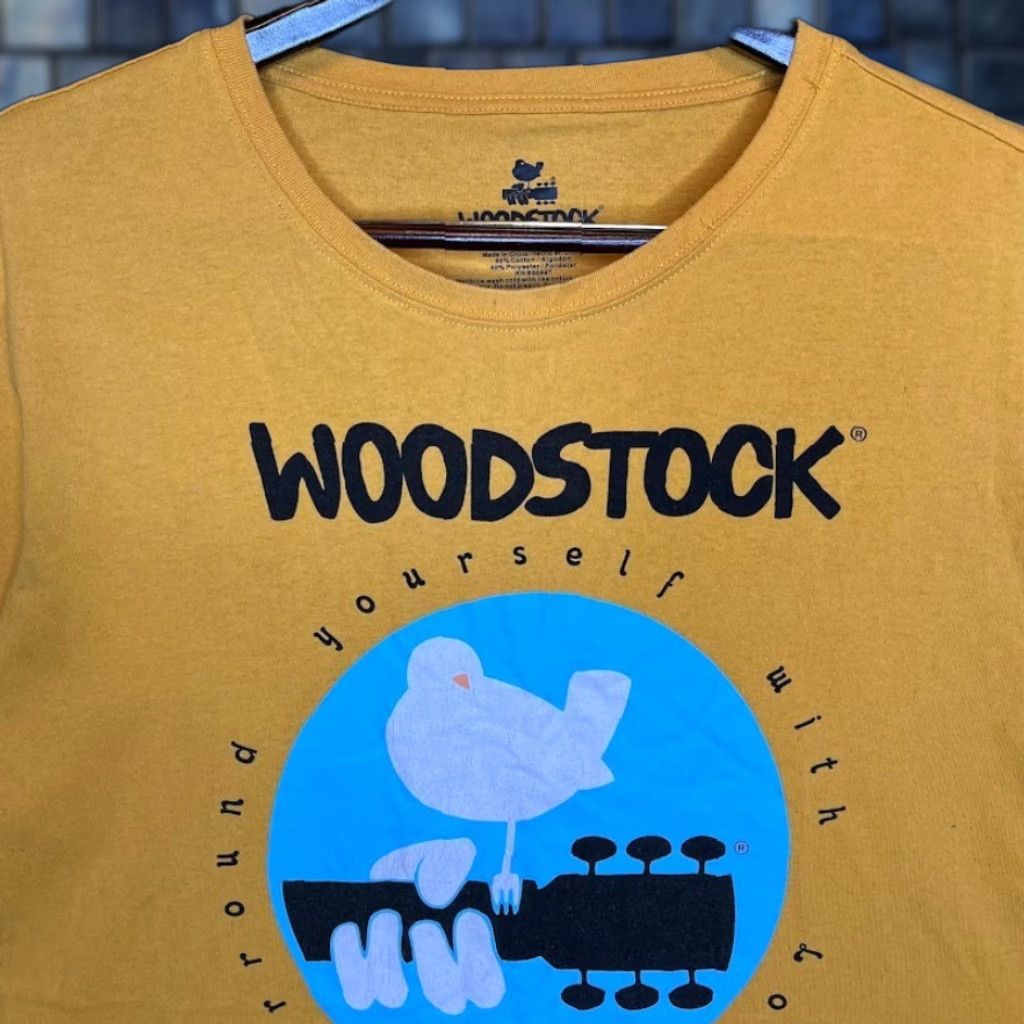 Vintage Woodstock T Shirt Mens Xl Yellow Graphic Print 60s 70s Music Casual