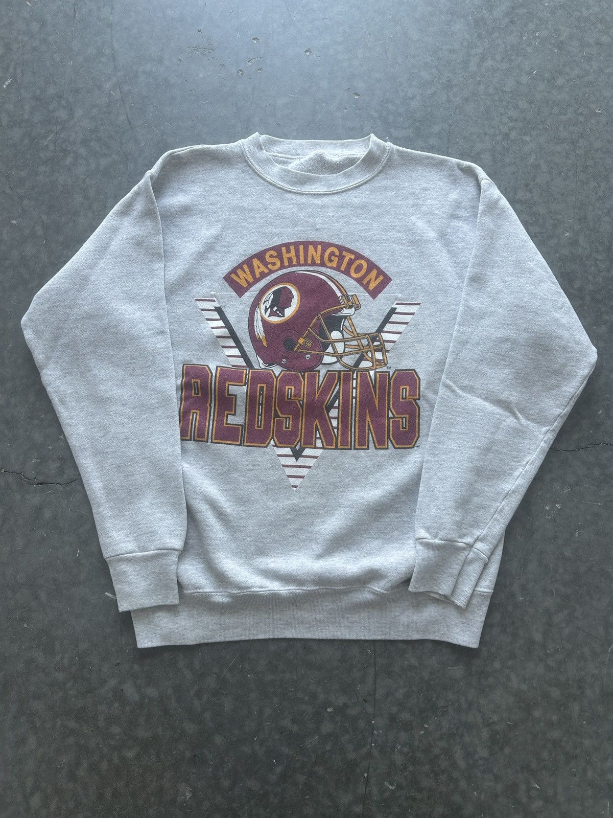 Vintage 90s Washington Redskins Graphic Sweatshirt T-Shirts, Hoodie | FlexRushtees.com