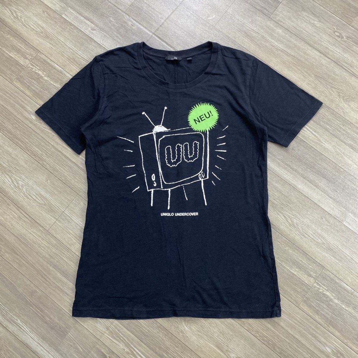 Undercover Uniqlo Neu Tv Uu Big Logo Black Graphic Tee L Hoodie, Sweatshirt | FlexRushtees.com