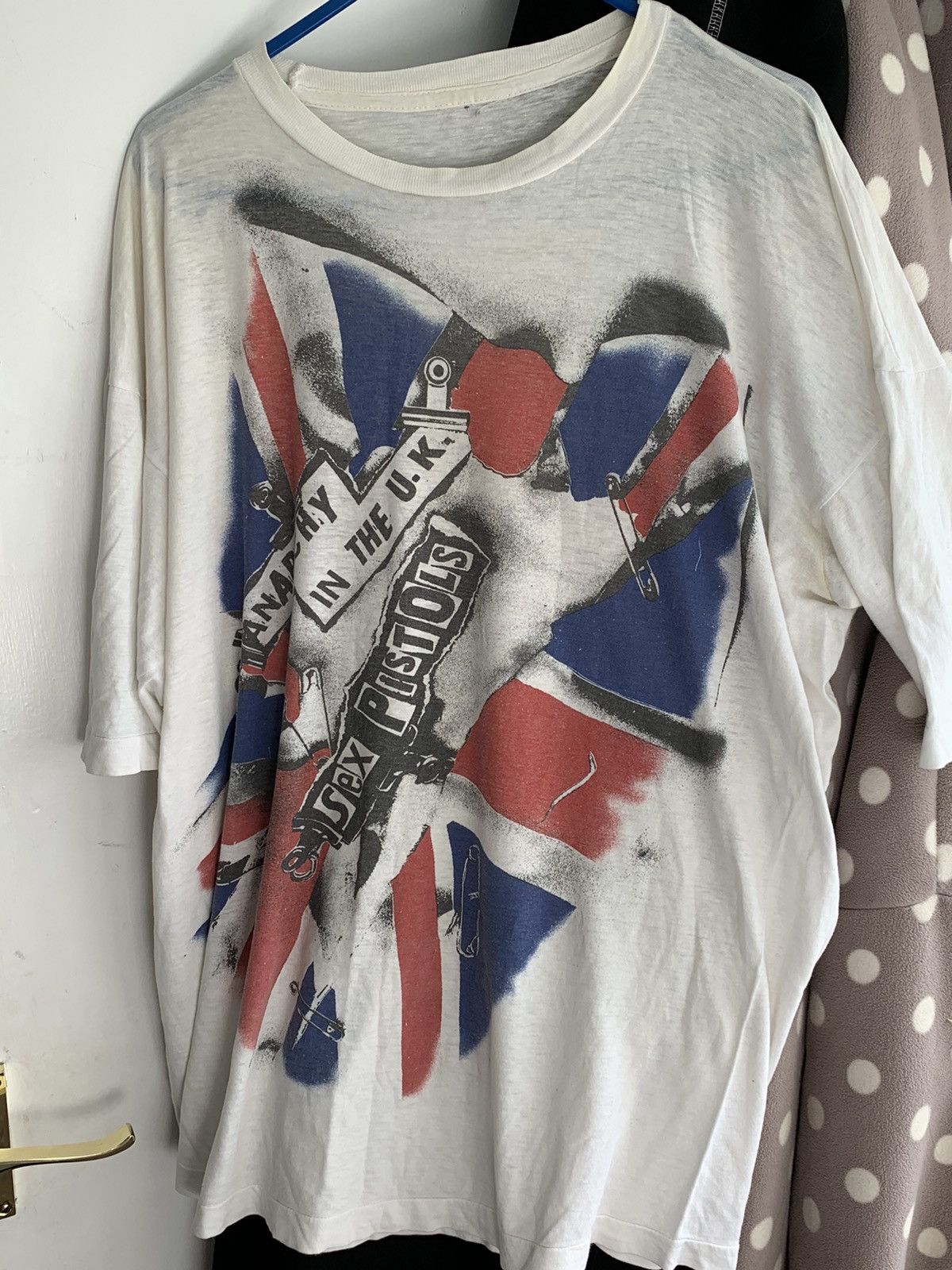 Vintage Sex Pistols Anarchy In Uk Vintage T Shirt Hoodie, Sweatshirt | FlexRushtees.com
