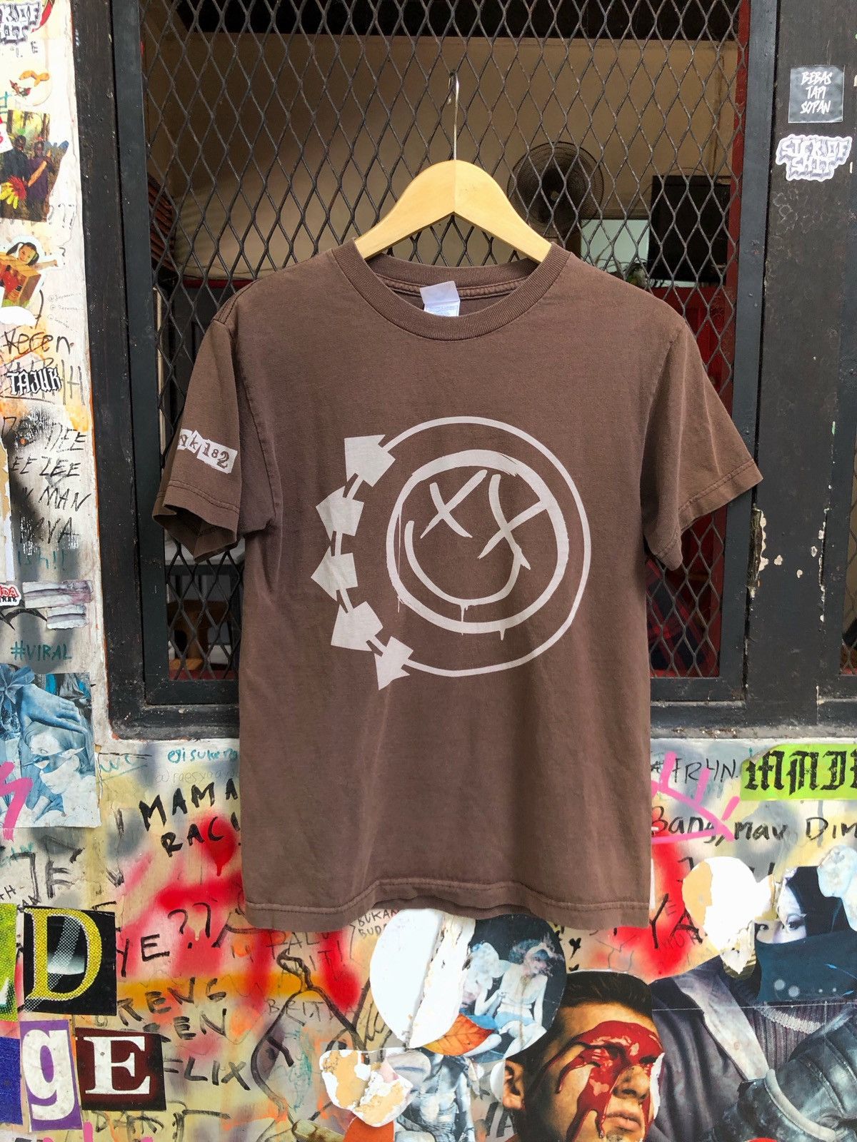 Vintage Blink 182 Faded Shirt Hoodie, Sweatshirt | FlexRushtees.com