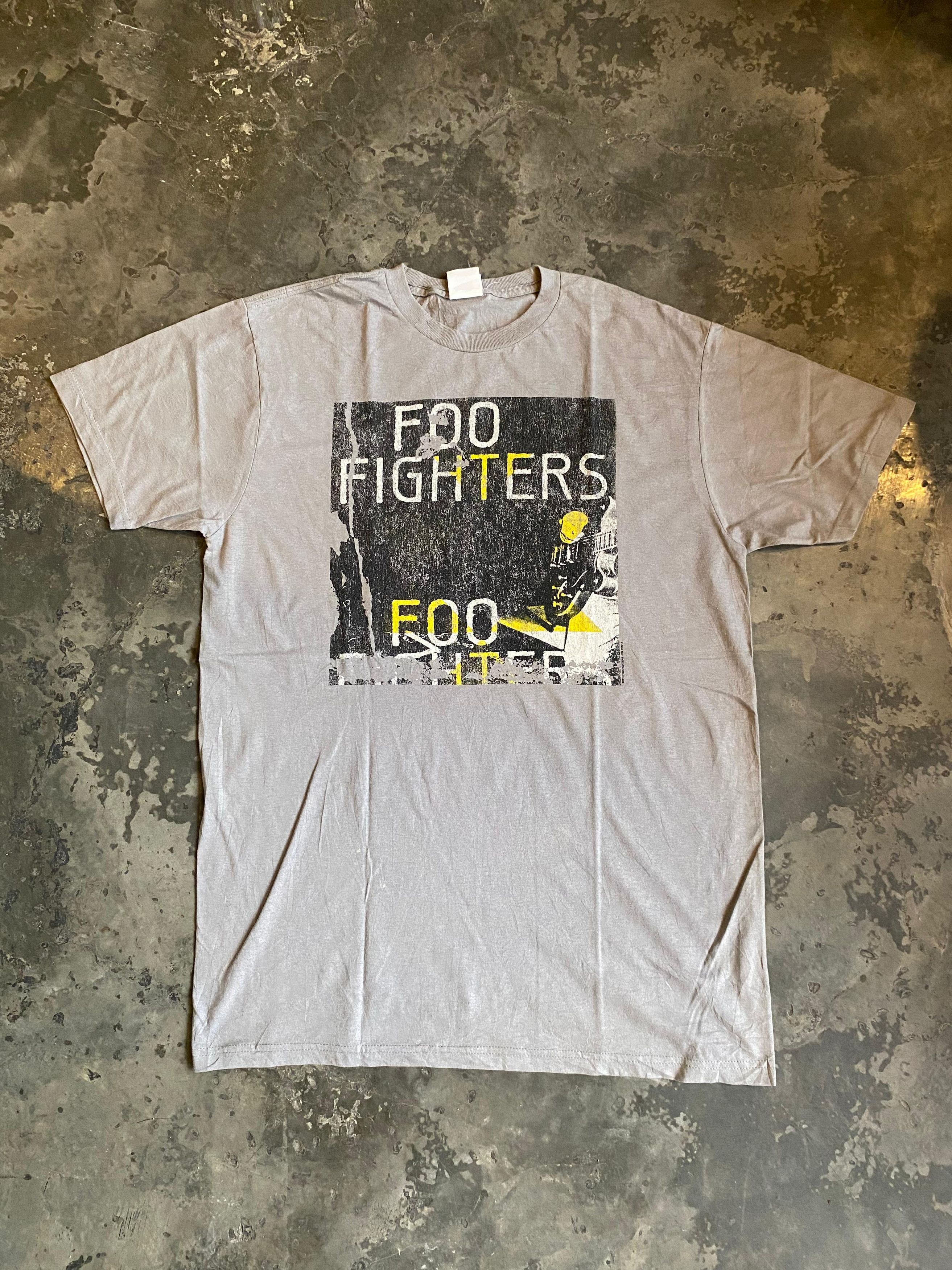 Band Tees Y2k Rare Foo Fighter Band T Shirt Hoodie, Sweatshirt | FlexRushtees.com
