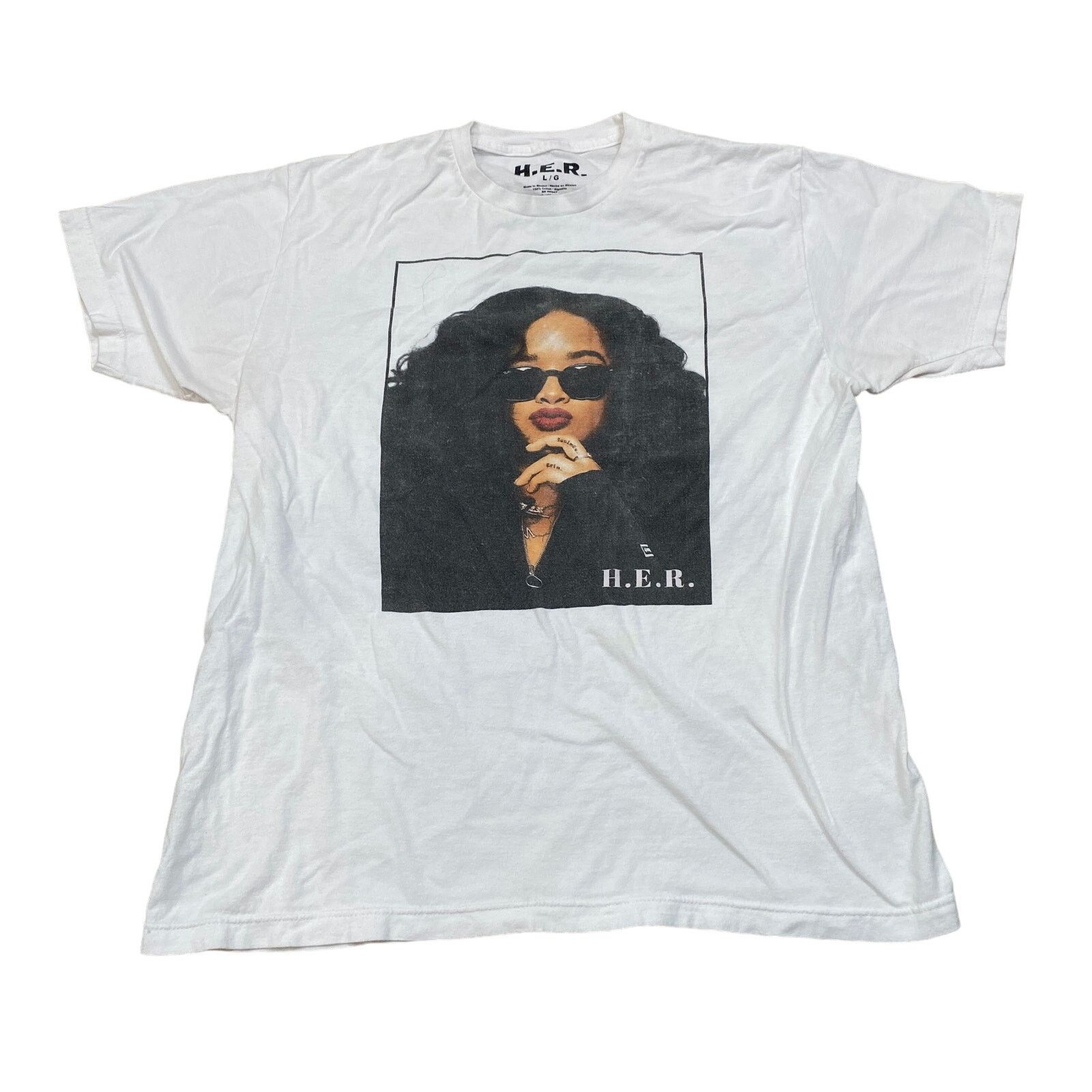 Band Tees H E R Basic Box Graphic Artist Singer Tee Shirt Men S Large Hoodie, Sweatshirt | FlexRushtees.com