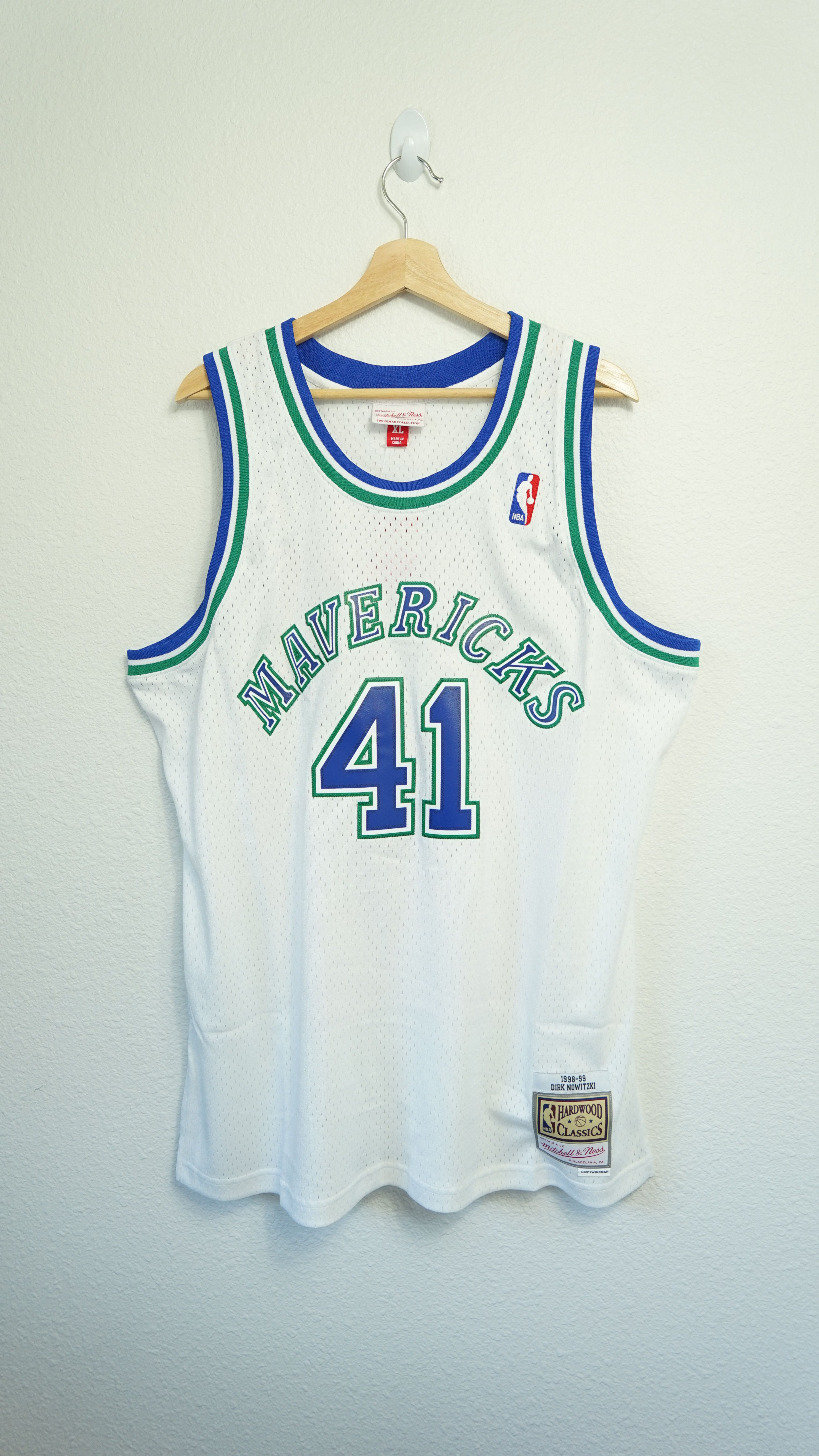 Mitchell Ness 100 Authentic Dirk Nowitzki Dallas Mavericks Swingman
