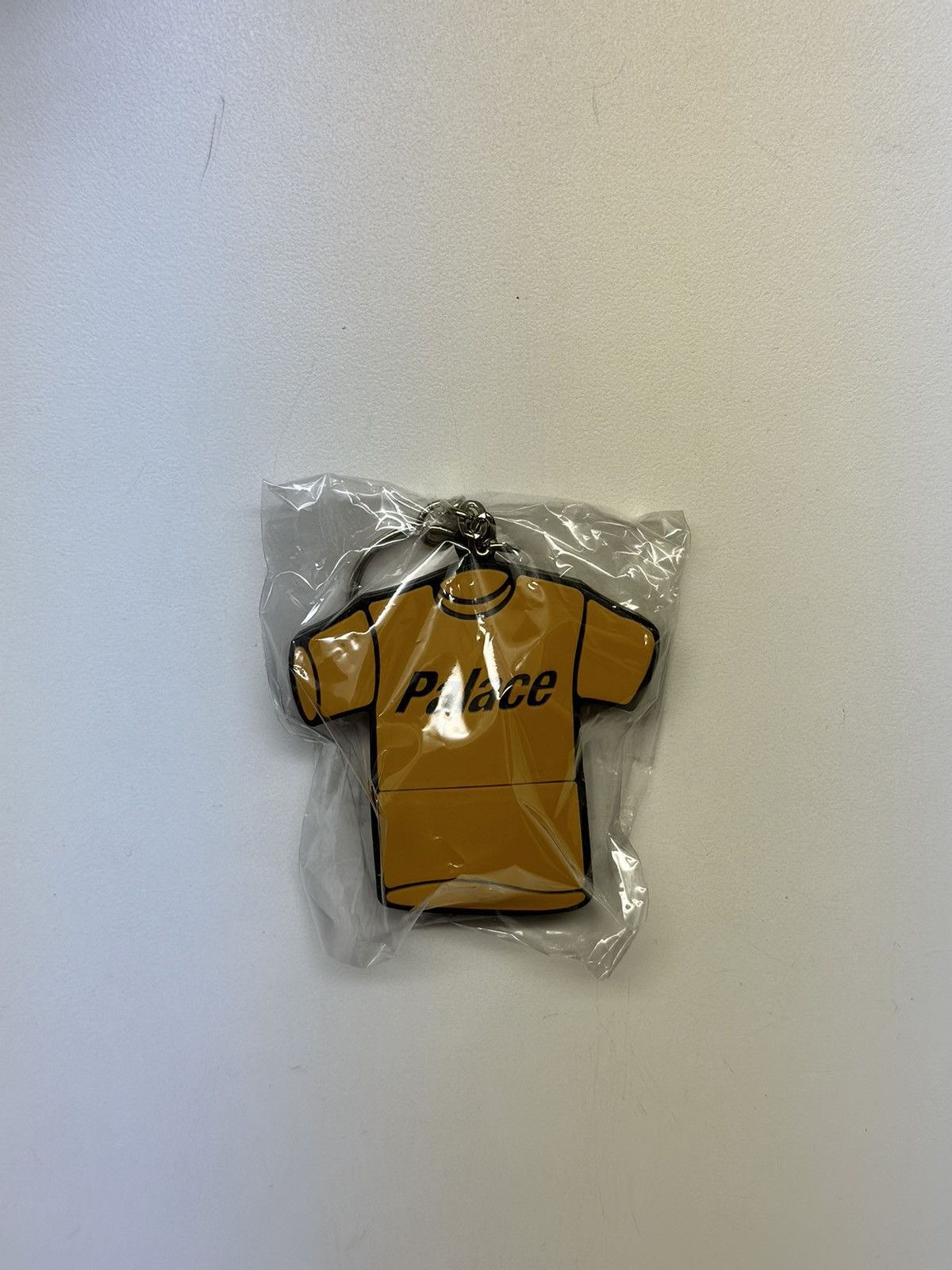 Palace T Shirt Usb Key Flash Drive Hoodie, Sweatshirt | FlexRushtees.com