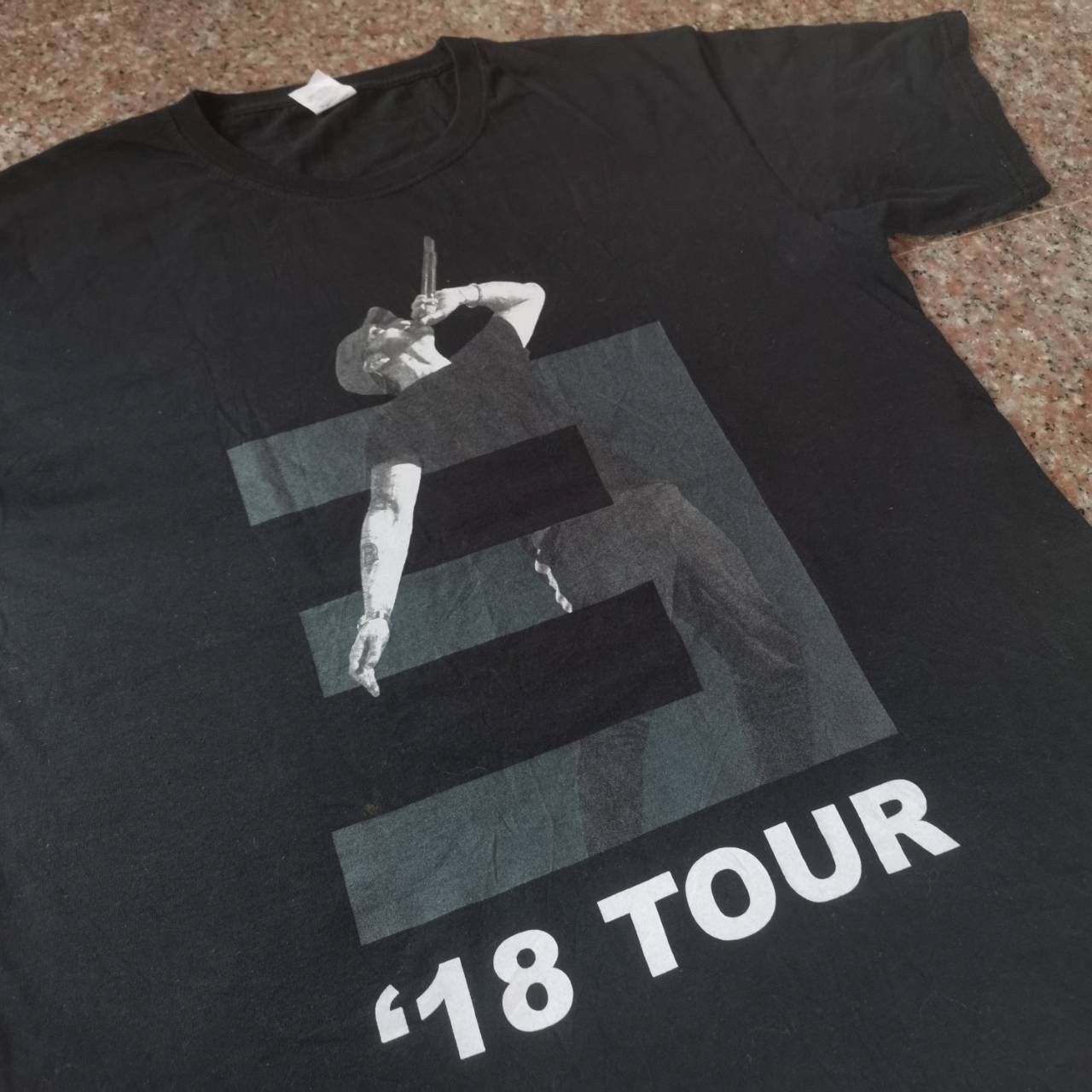 Eminem X Rap Tees Eminem Tour 2018 S Hoodie, Sweatshirt | FlexRushtees.com
