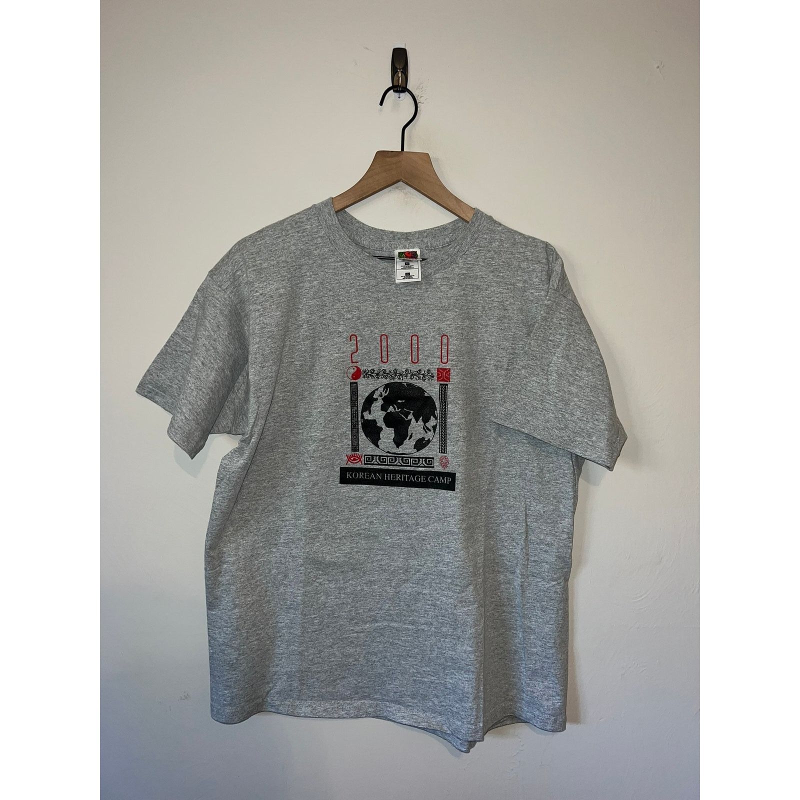 Fruit Of The Loom 2000 Korean Heritage Camp Korea Graphic Earth Gray Shirt Xl Hoodie, Sweatshirt | FlexRushtees.com