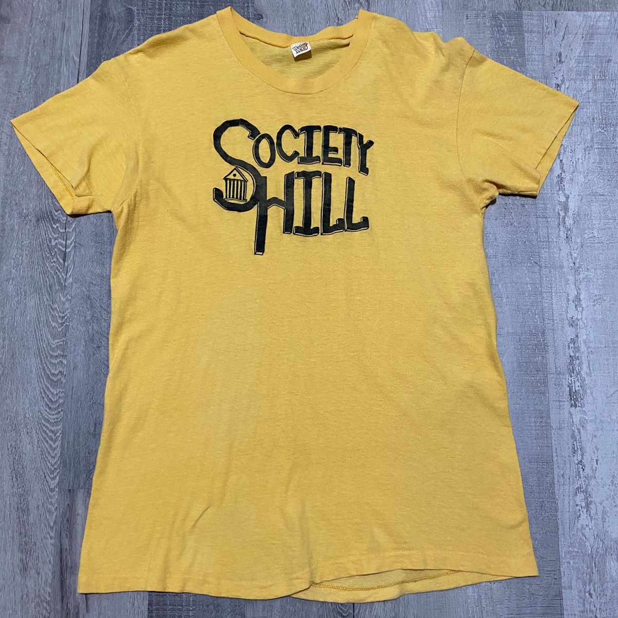 Vintage Vtg Society Hill South Carolina 70s Yellow Paper Thin Tee