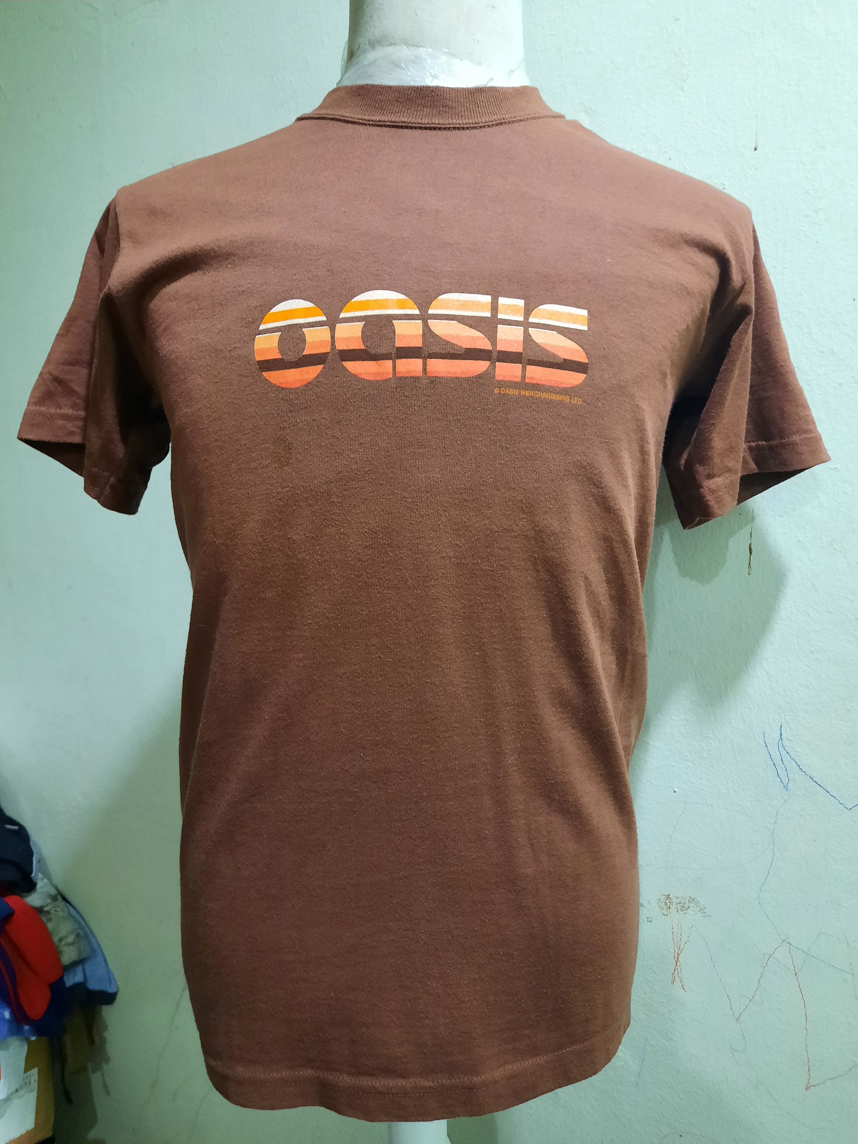 Vintage Oasis Music Band Rock Tshirt Hoodie, Sweatshirt | FlexRushtees.com