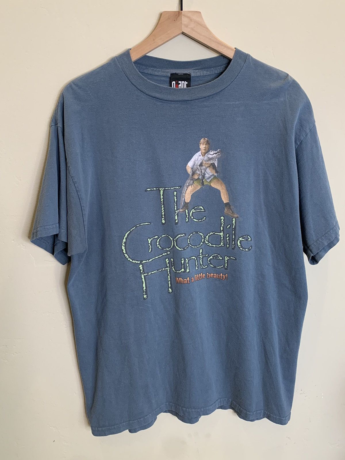 Rare Vintage 1999 Crocodile Hunter Steve Irwin Giant Shirt Hoodie, Sweatshirt | FlexRushtees.com