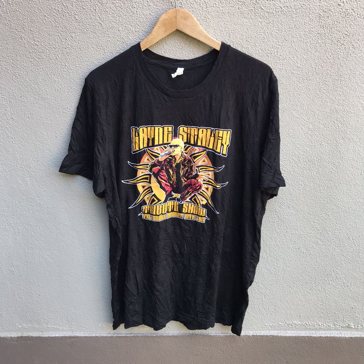 Band Tees Layne Stanley Alice In Chains Tribute Tee Grunge Hoodie, Sweatshirt | FlexRushtees.com