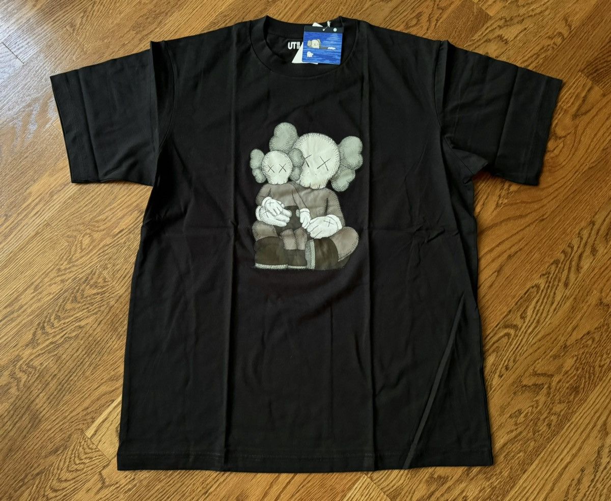 Uniqlo Medium Kaws Changbai Mountain Tee Black Uniqlo Ut T Shirt